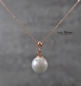 Preview: 925 Silber • Rosévergoldet • Muschelkernperle • Kette • Perlen Schmuck • Brautjungfern Geschenke • Geschenk Mama Preview: 925 Silber • Rosévergoldet • Muschelkernperle • Kette • Perlen Schmuck • Brautjungfern Geschenke • Geschenk Mama