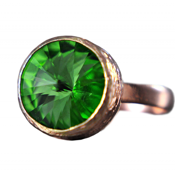 Grüner Ring aus rosévergoldetem Messing -rundförmig- Verstellbar