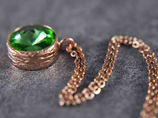 Green Necklace -Rose Gold Plated Brass -round shaped-