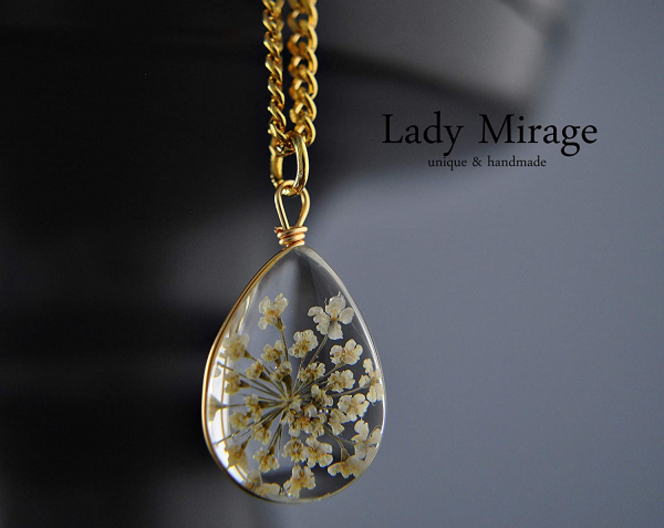 Real Flowers Necklace -Gold Plated - White Real Flowers Necklace -Gold Plated - White