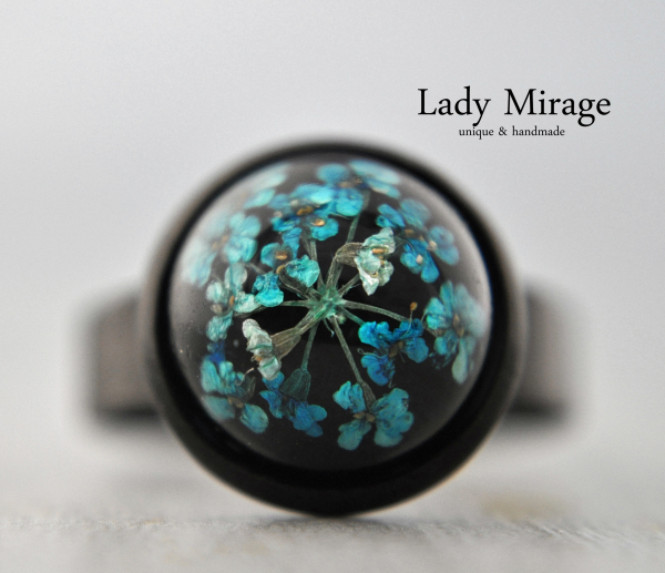 Echte Blüten Ring Schwarz - Blau
